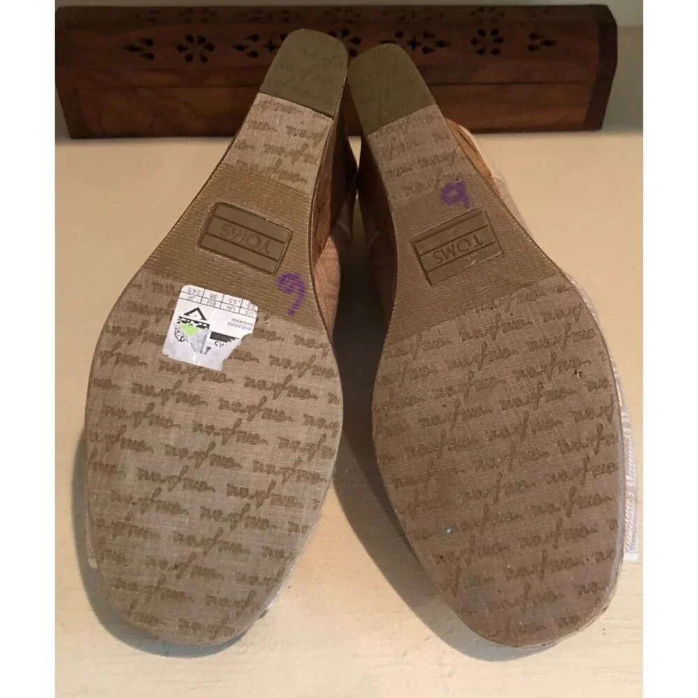 Women's TOMS Cream / Tan Canvas Open Toe Shoe Wedge Cork Heel Size 7.5
